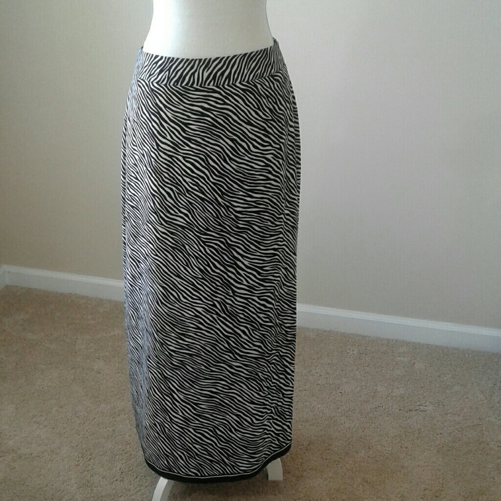 Woman's skirt, LIZ CLAIBORNE COLLECTION, SZ 14